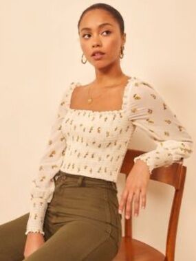 NWT Reformation White Floral Long Sleeve Smocked Top